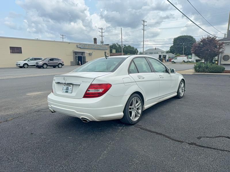 Aukcja sprzedaży 2013 Mercedes-benz C, vin: WDDGF8AB6DR274838, numer aukcji: 63198436