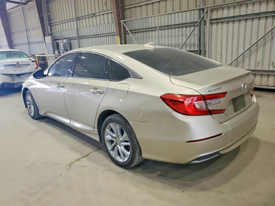 63339756 :رقم المزاد ، 1HGCV1F13JA123924 vin ، 2018 Honda Accord مزاد بيع
