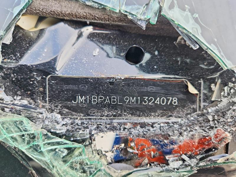 Продажа на аукционе авто 2021 Mazda 3, vin: JM1BPABL9M1324078, номер лота: 61674476