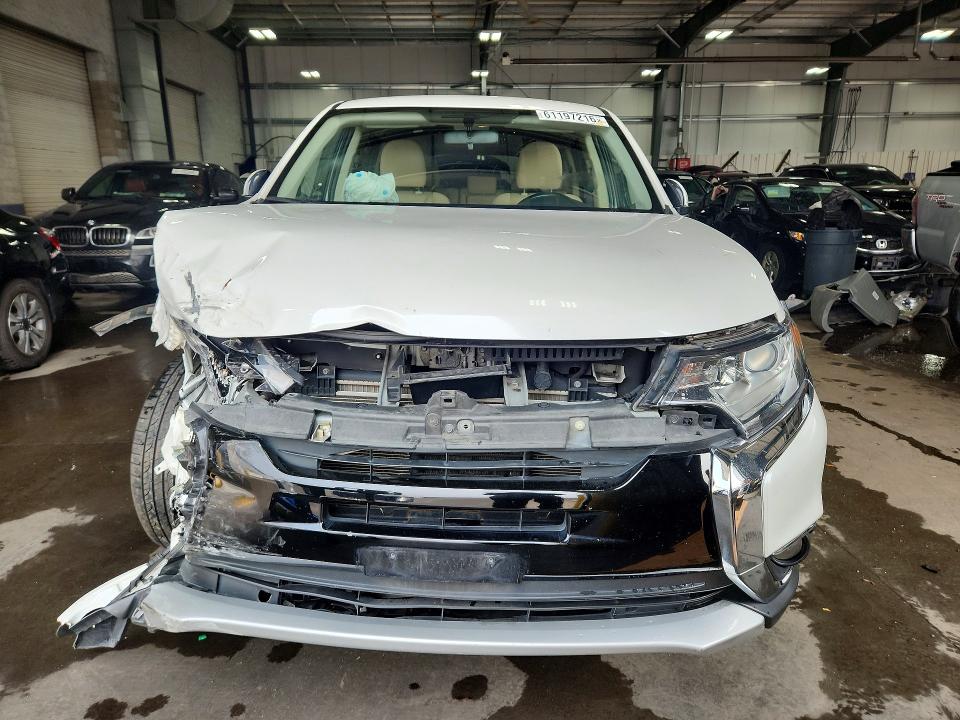 2016 Mitsubishi Outlander მანქანა იყიდება აუქციონზე, vin: JA4AZ3A32GZ022683, აუქციონის ნომერი: 61197216
