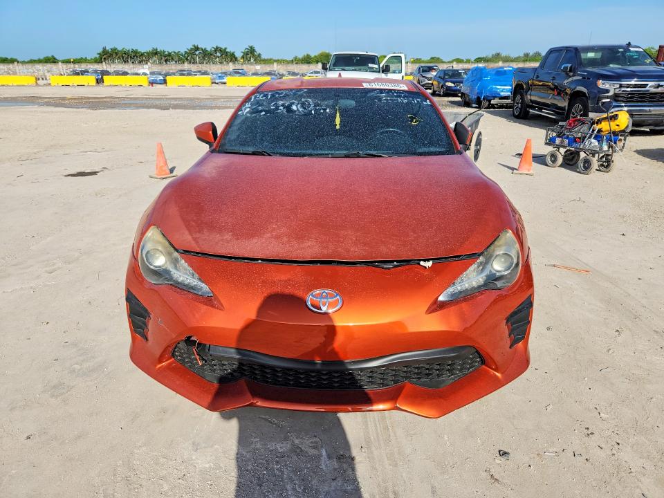 Продажа на аукционе авто 2017 Toyota 86, vin: JF1ZNAA19H8705467, номер лота: 61680386
