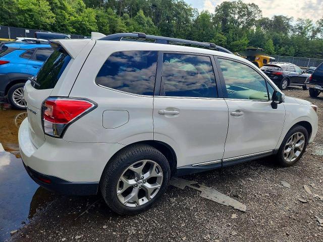 Продажа на аукционе авто 2018 Subaru Forester, vin: JF2SJAWC6JH422047, номер лота: 62019136