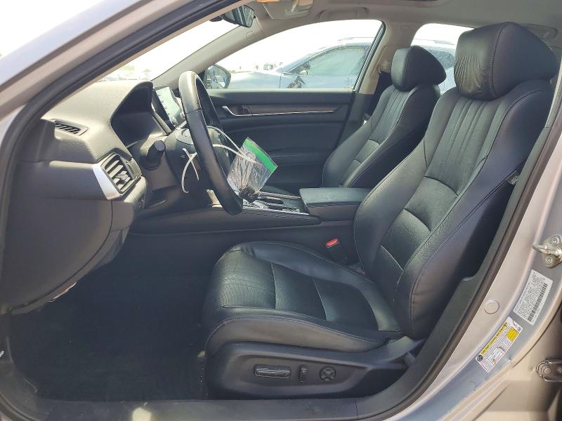 59103726 :رقم المزاد ، 1HGCV2F67JA021107 vin ، 2018 Honda Accord مزاد بيع