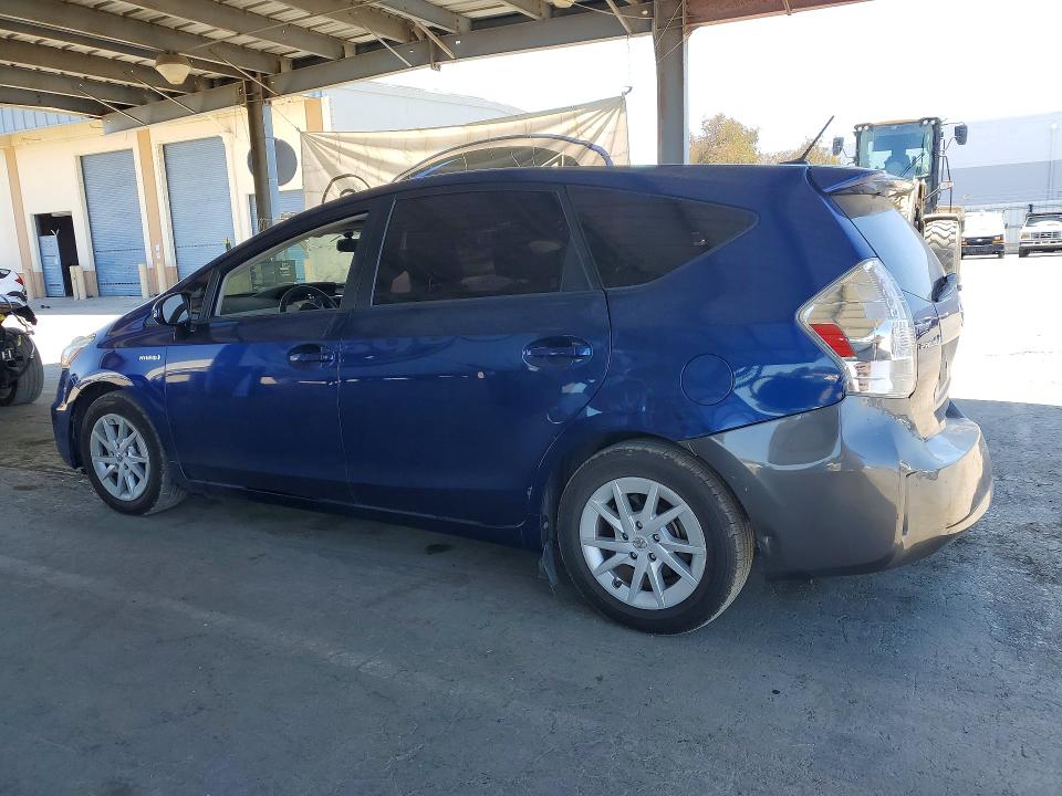 61064816 :رقم المزاد ، JTDZN3EUXC3133180 vin ، 2012 Toyota Prius V مزاد بيع