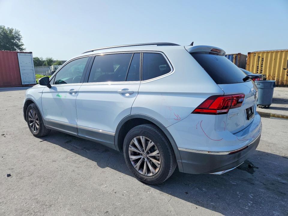 Продажа на аукционе авто 2018 Volkswagen Tiguan, vin: 3VV3B7AX9JM038936, номер лота: 60299406