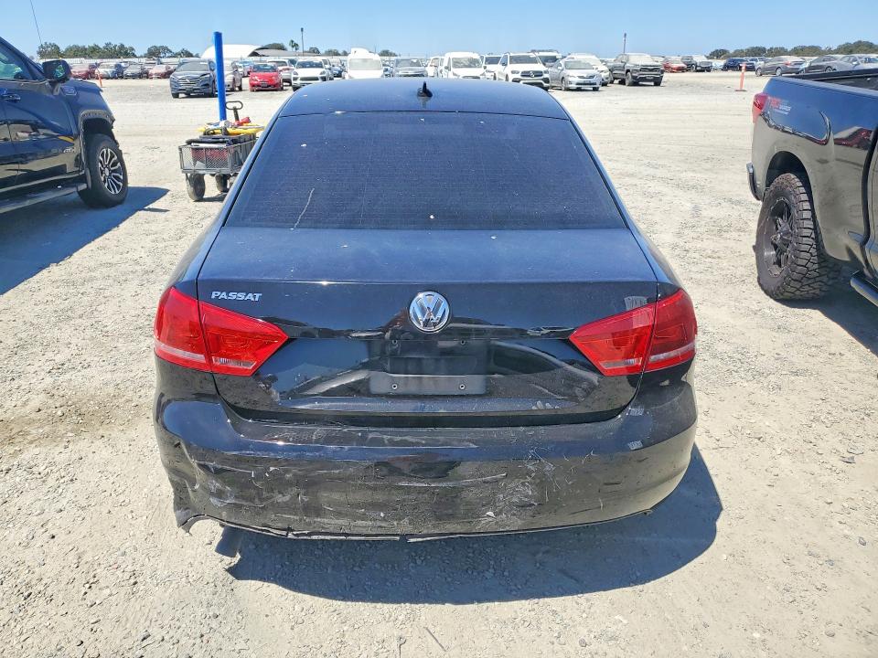 Продажа на аукционе авто 2013 Volkswagen Passat, vin: 1VWAP7A34DC134240, номер лота: 63059386
