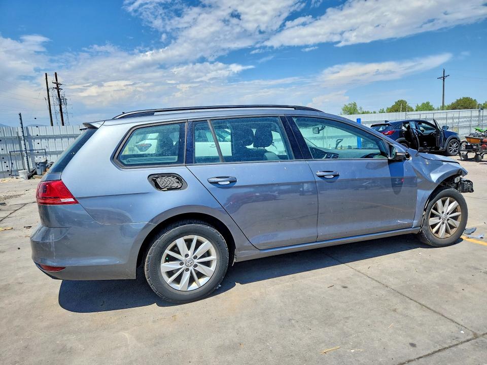 62143566 :رقم المزاد ، 3VWC17AU7GM505364 vin ، 2016 Volkswagen Golf Sportwagen مزاد بيع