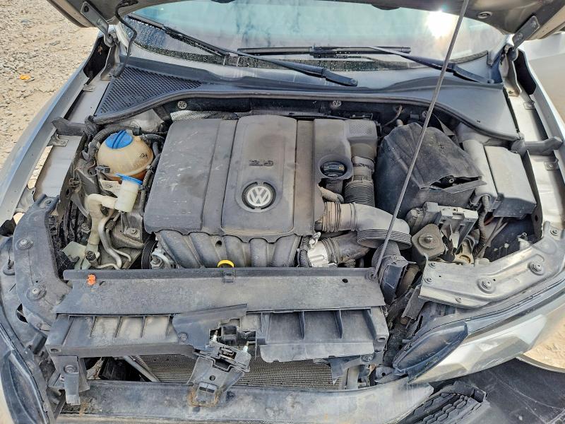 61721716 :رقم المزاد ، 1VWBH7A31DC016938 vin ، 2013 Volkswagen Passat مزاد بيع