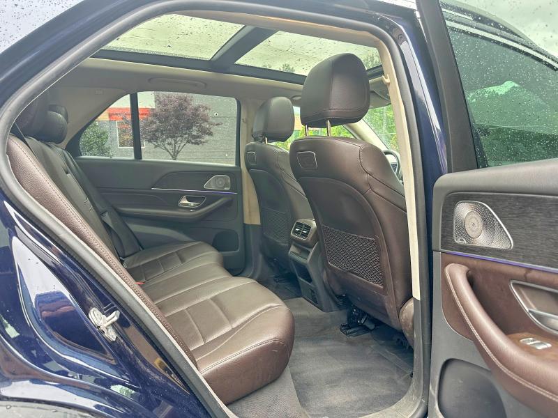 Продажа на аукционе авто 2020 Mercedes-benz Gle, vin: 4JGFB4KB0LA155135, номер лота: 61993926