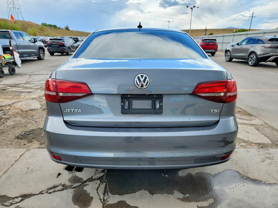 60671166 :رقم المزاد ، 3VW267AJ2GM359295 vin ، 2016 Volkswagen Jetta مزاد بيع