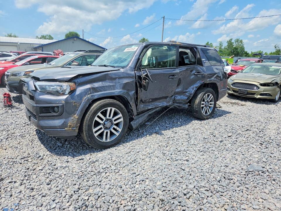 59603946 :رقم المزاد ، JTESU5JR5N5983514 vin ، 2022 Toyota 4runner مزاد بيع