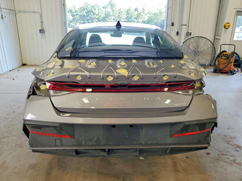 2025 Hyundai Elantra Hybrid მანქანა იყიდება აუქციონზე, vin: KMHLM4DJXSU166142, აუქციონის ნომერი: 62317196