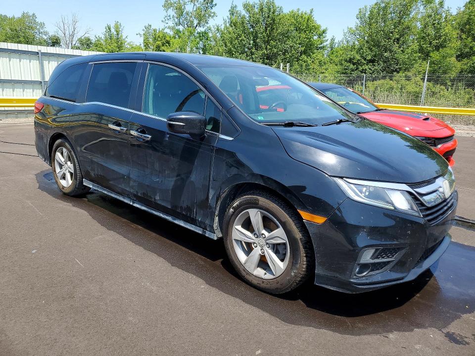 Продаж на аукціоні авто 2018 Honda Odyssey, vin: 5FNRL6H52JB008637, номер лоту: 60809736