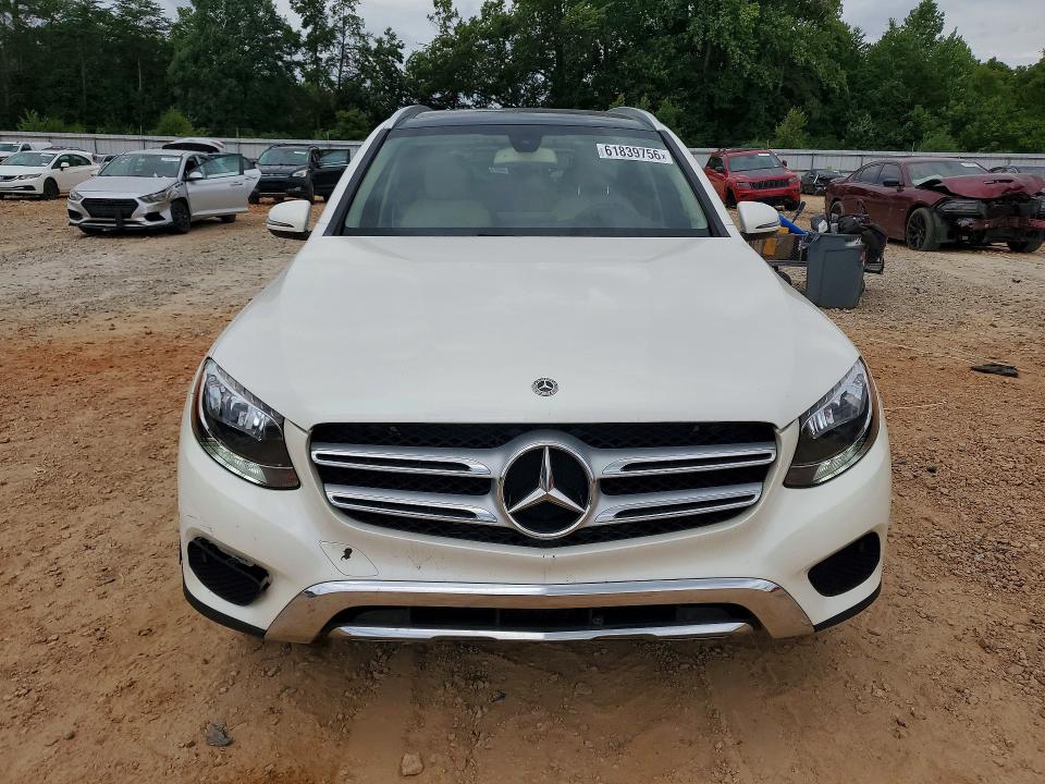 61839756 :رقم المزاد ، WDC0G4JB7HV010522 vin ، 2017 Mercedes-benz Glc مزاد بيع