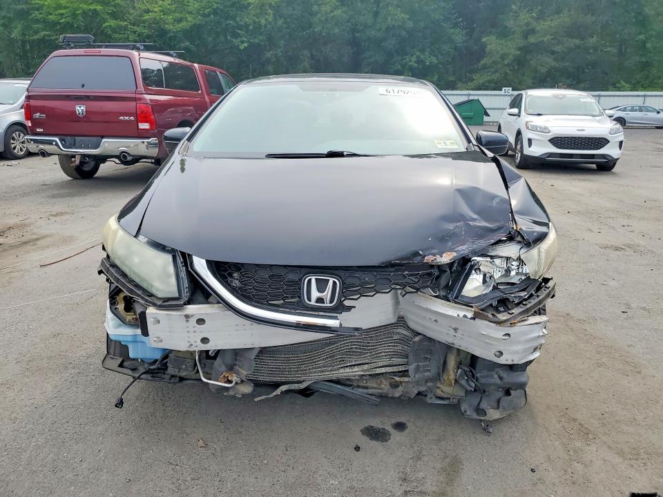 Продаж на аукціоні авто 2015 Honda Civic, vin: 2HGFB2F99FH527272, номер лоту: 61792546