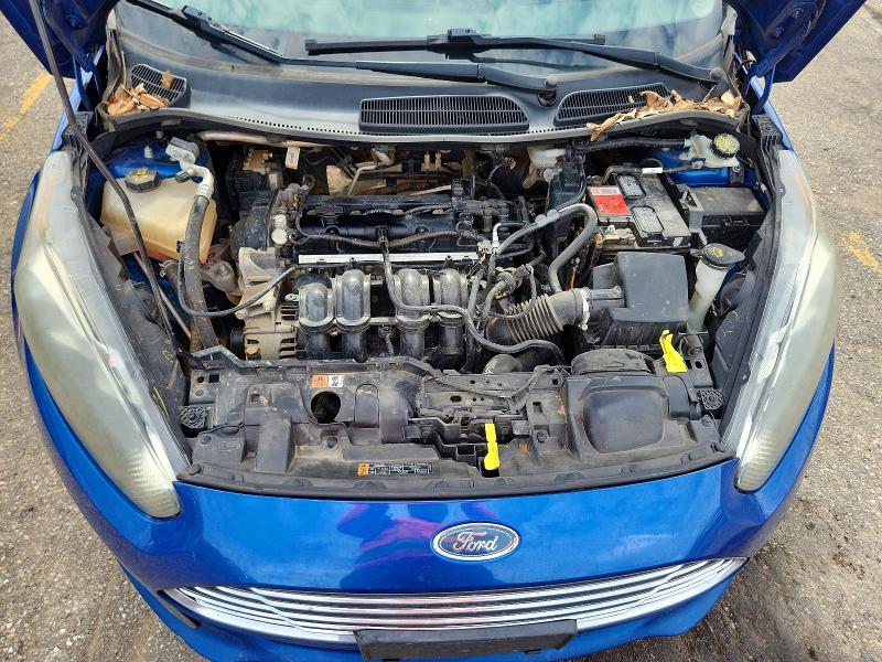 61099296 :رقم المزاد ، 3FADP4BJ0JM129757 vin ، 2018 Ford Fiesta مزاد بيع