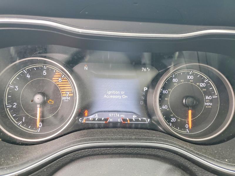 63358886 :رقم المزاد ، 1C4PJMDN2LD567929 vin ، 2020 Jeep Cherokee مزاد بيع
