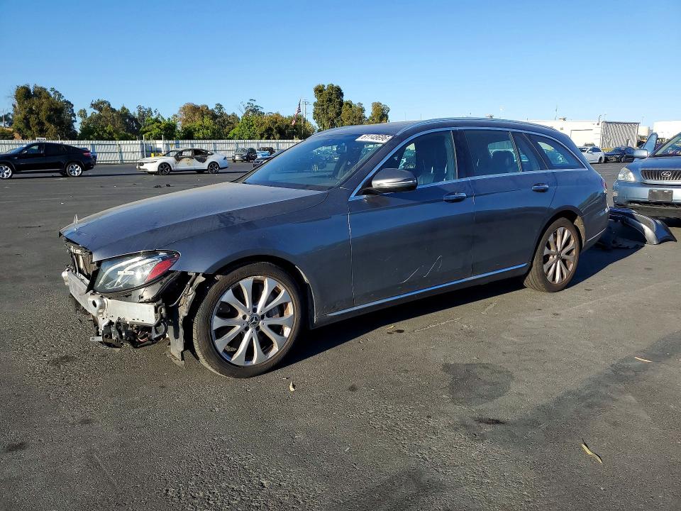 Auction sale of the 2017 Mercedes-benz E, vin: WDDZH6GB8HA272298, lot number: 61148696