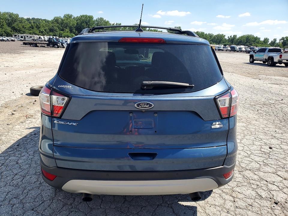 60227486 :رقم المزاد ، 1FMCU9HD3JUC39920 vin ، 2018 Ford Escape مزاد بيع