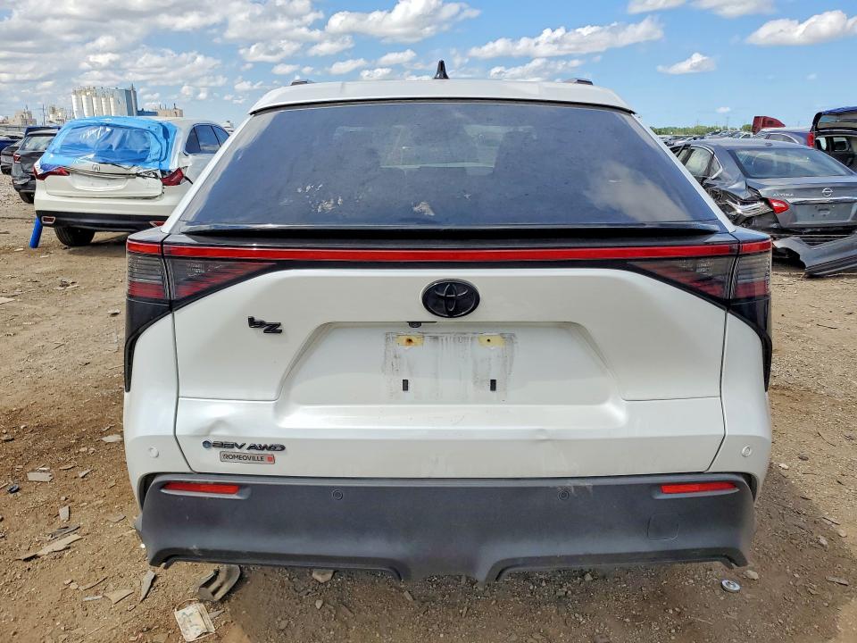 61949366 :رقم المزاد ، JTMBDAFB5TA003955 vin ، 2026 Toyota Bz مزاد بيع