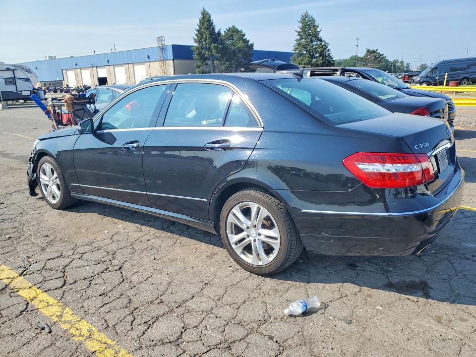 Продажа на аукционе авто 2010 Mercedes-benz E, vin: WDDHF8HBXAA098834, номер лота: 63407596
