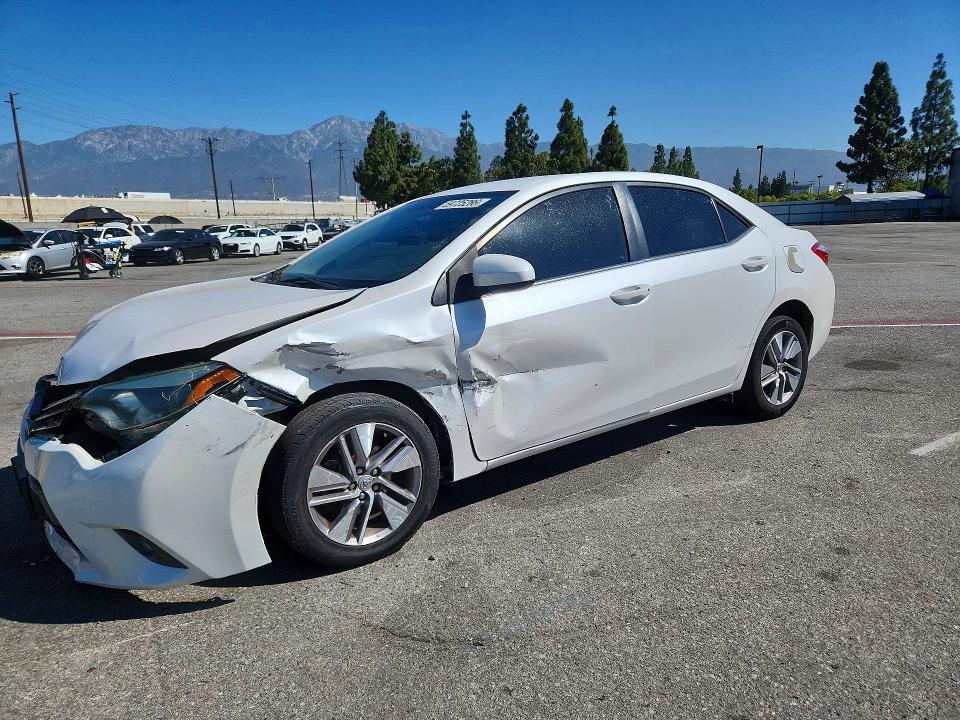 59725286 :رقم المزاد ، 5YFBPRHE8FP183543 vin ، 2015 Toyota Corolla مزاد بيع
