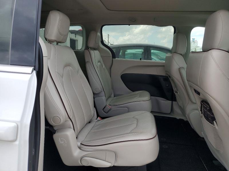 61138506 :رقم المزاد ، 2C4RC1GG6LR136411 vin ، 2020 Chrysler Pacifica مزاد بيع