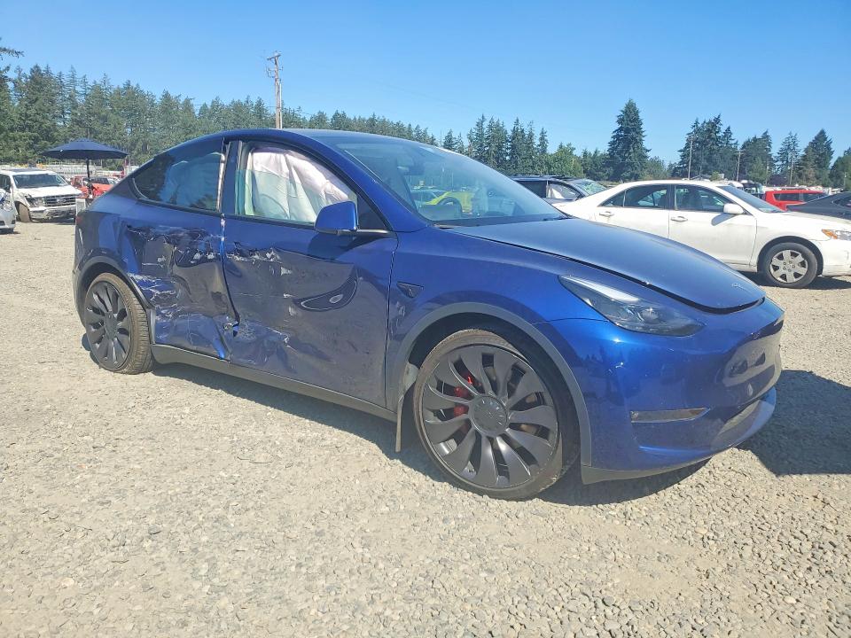 2024 Tesla Model  Y მანქანა იყიდება აუქციონზე, vin: 7SAYGDEF3RF022420, აუქციონის ნომერი: 62877656