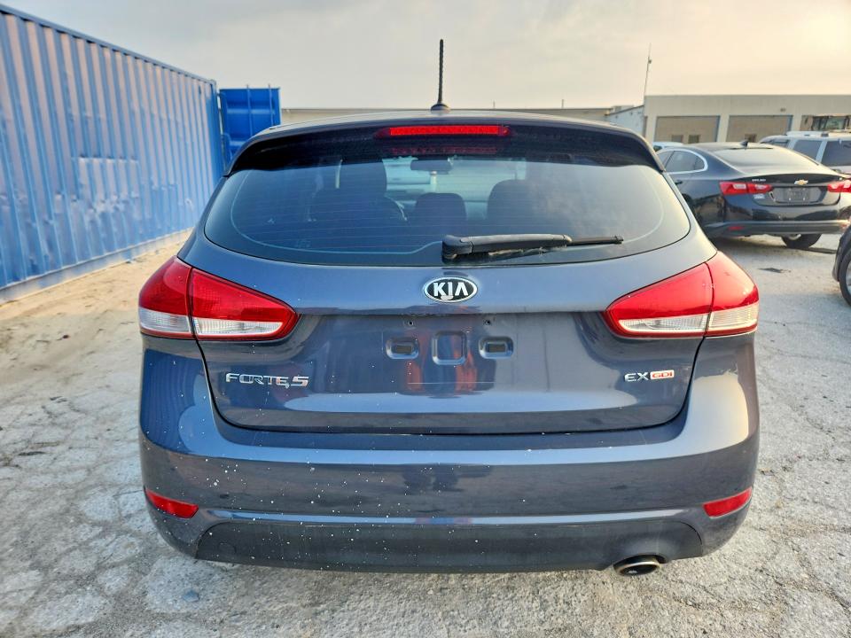 Продаж на аукціоні авто 2015 Kia Forte, vin: KNAFX5A83F5295031, номер лоту: 61901146