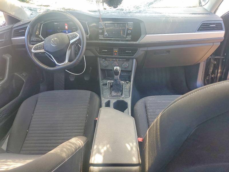 60330126 :رقم المزاد ، 3VWNM7BU8NM026799 vin ، 2022 Volkswagen Jetta مزاد بيع