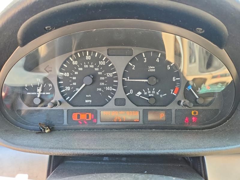 59699396 :رقم المزاد ، WBAEU33464PR11776 vin ، 2004 Bmw 325 مزاد بيع