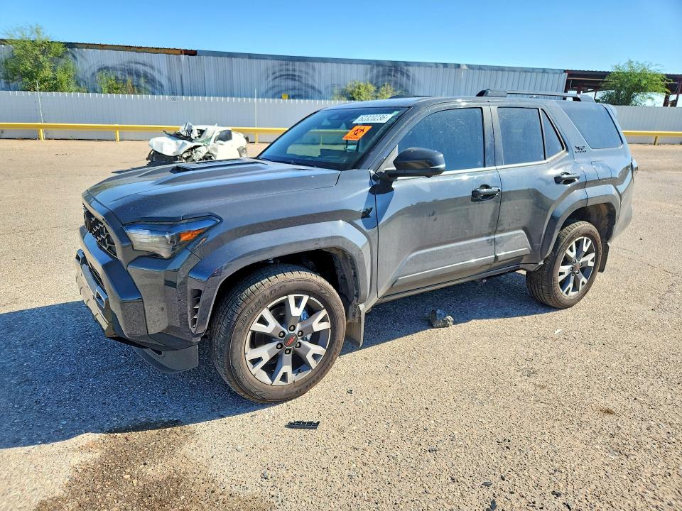 62320236 :رقم المزاد ، JTEVA5BR8T5114052 vin ، 2026 Toyota 4runner مزاد بيع