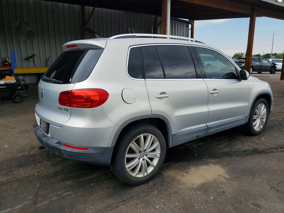 2013 Volkswagen Tiguan მანქანა იყიდება აუქციონზე, vin: WVGAV3AX3DW087734, აუქციონის ნომერი: 62613396
