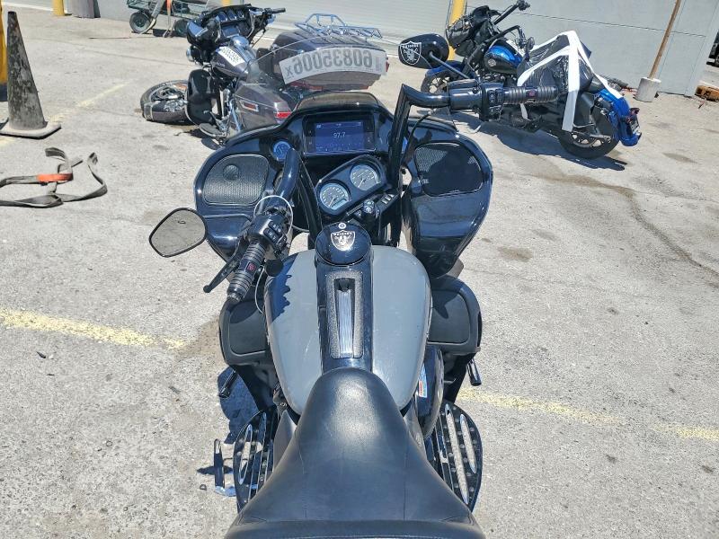 60835006 :رقم المزاد ، 1HD1KZF29NB626572 vin ، 2022 Harley-davidson Fltrk مزاد بيع