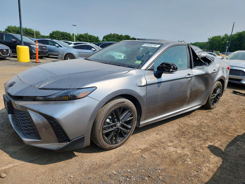 60965246 :رقم المزاد ، 4T1DBADK0SU526455 vin ، 2025 Toyota Camry مزاد بيع