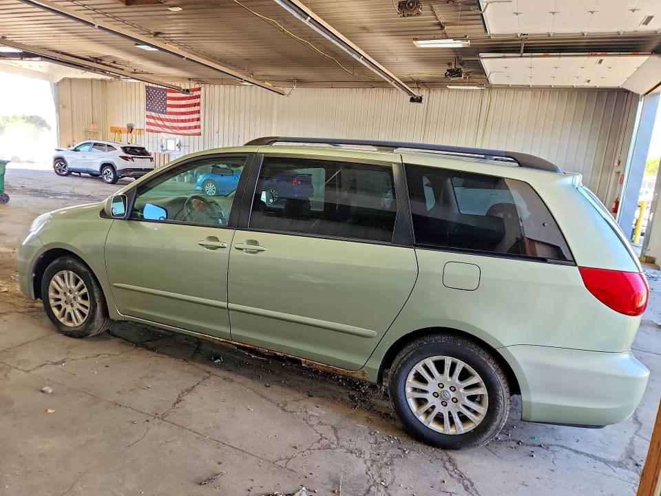 60316316 :رقم المزاد ، 5TDZK22C18S181414 vin ، 2008 Toyota Sienna مزاد بيع