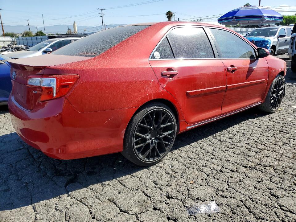 2014 Toyota Camry მანქანა იყიდება აუქციონზე, vin: 4T4BF1FK6ER395664, აუქციონის ნომერი: 61375086