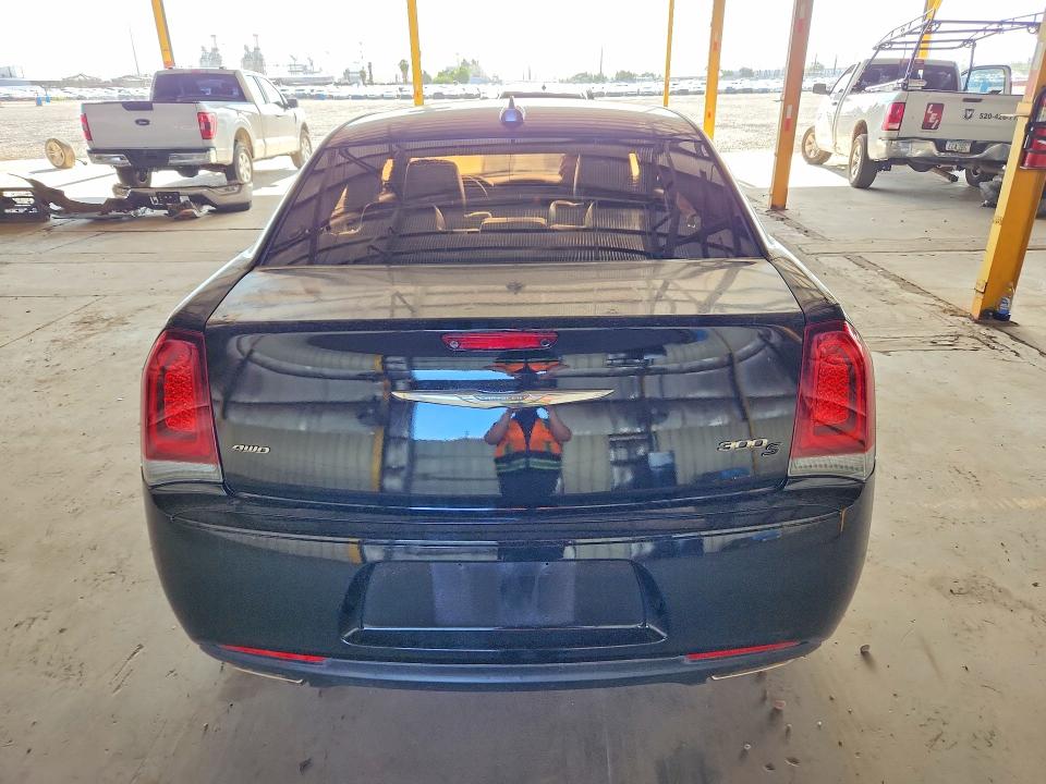 2019 Chrysler 300 მანქანა იყიდება აუქციონზე, vin: 2C3CCAGG6KH648586, აუქციონის ნომერი: 63296566