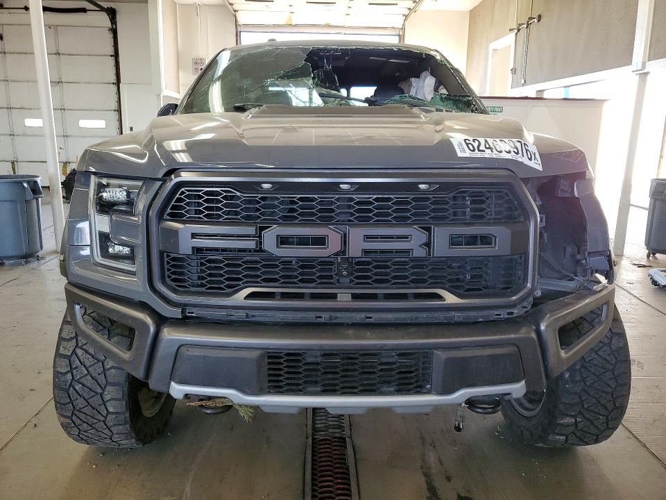 62460976 :رقم المزاد ، 1FTFW1RG0JFC35432 vin ، 2018 Ford F150 مزاد بيع