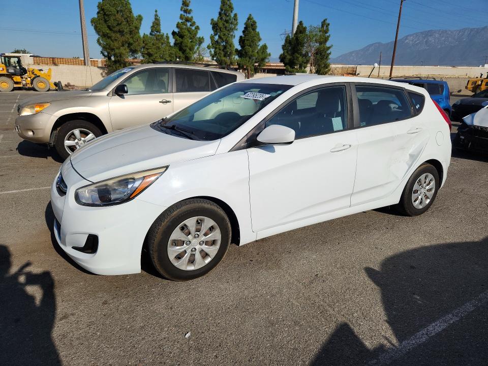 2016 Hyundai Accent მანქანა იყიდება აუქციონზე, vin: KMHCT5AE7GU279473, აუქციონის ნომერი: 62295236