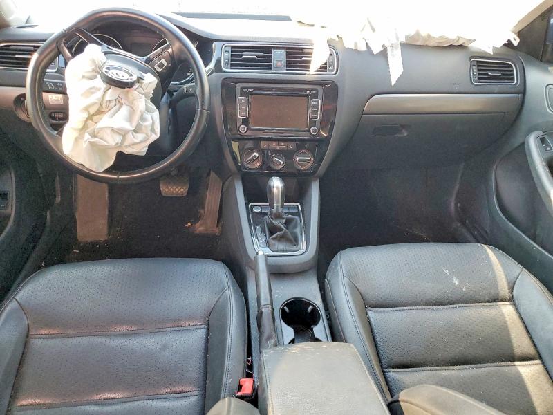 2015 Volkswagen Jetta მანქანა იყიდება აუქციონზე, vin: 3VWLA7AJ1FM323373, აუქციონის ნომერი: 59362096