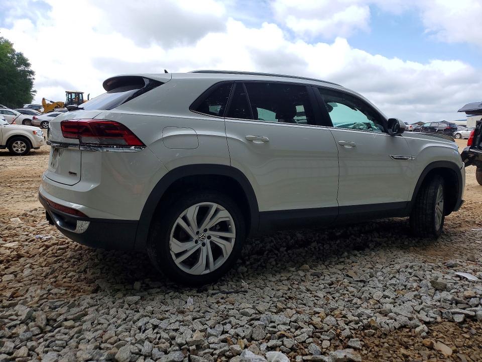 61997426 :رقم المزاد ، 1V21E2CA4LC218868 vin ، 2020 Volkswagen Atlas Cross Sport مزاد بيع