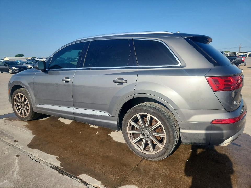 61911156 :رقم المزاد ، WA1AAAF74HD023498 vin ، 2017 Audi Q7 مزاد بيع