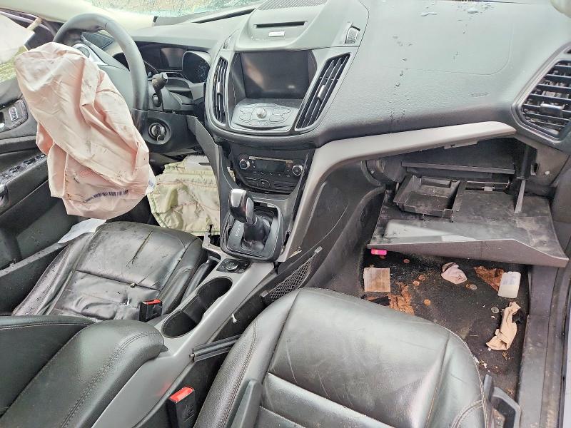 63539966 :رقم المزاد ، 1FMCU0GX0FUC78303 vin ، 2015 Ford Escape مزاد بيع
