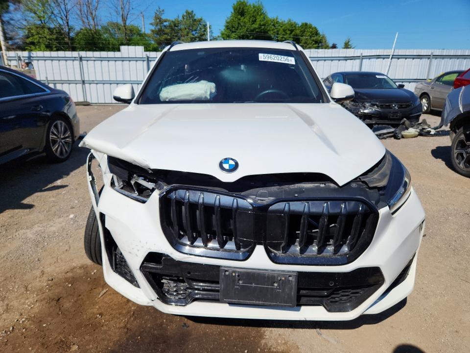 59620256 :رقم المزاد ، WBX73EF02P5W54878 vin ، 2023 Bmw X1 مزاد بيع