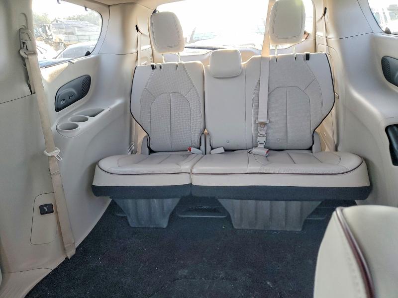 Продажа на аукционе авто 2018 Chrysler Pacifica, vin: 2C4RC1GG2JR330768, номер лота: 60581896