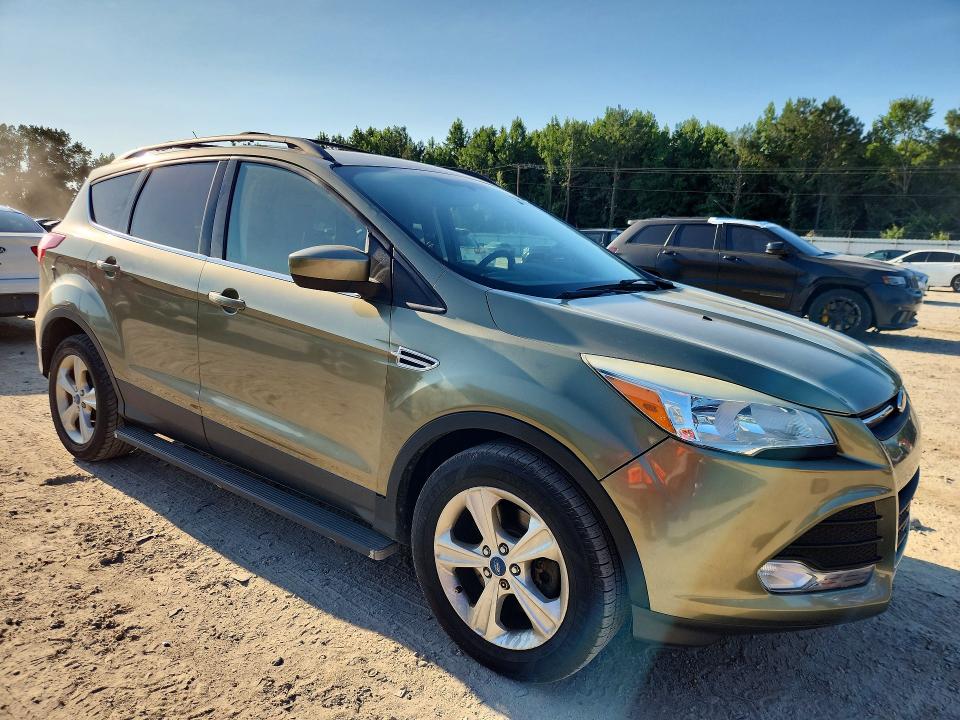 61231836 :رقم المزاد ، 1FMCU9GX8DUA32763 vin ، 2013 Ford Escape مزاد بيع