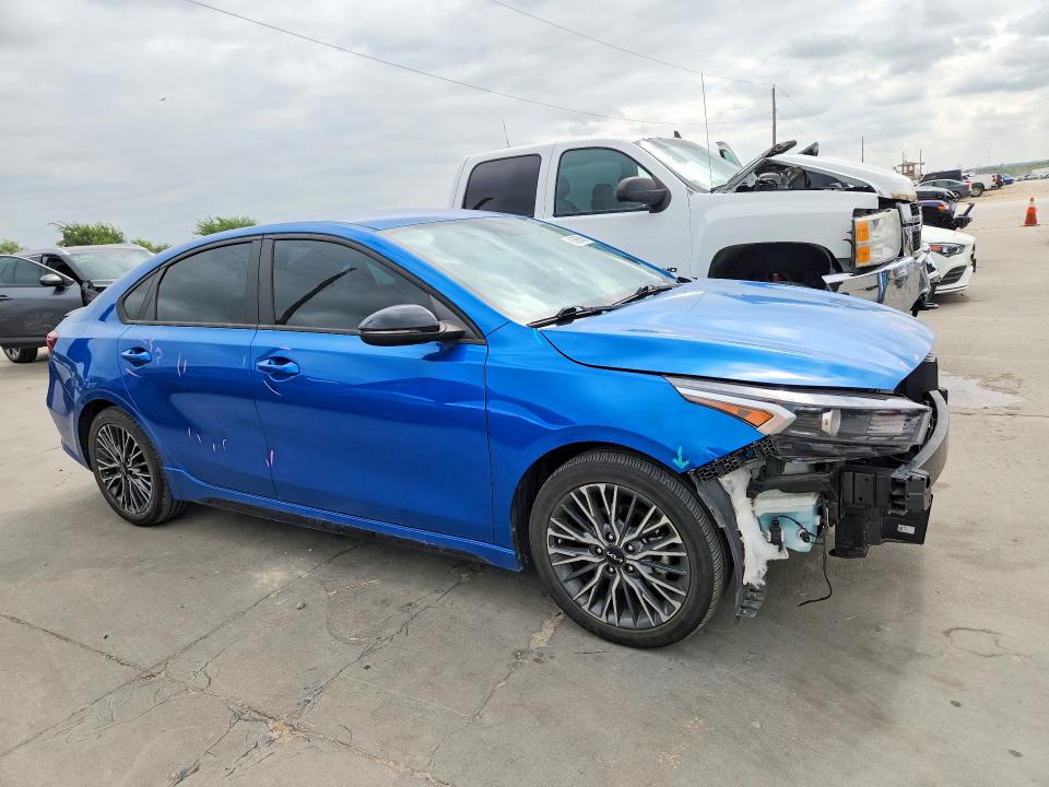 Продажа на аукционе авто 2023 Kia Forte, vin: 3KPF54AD9PE645333, номер лота: 61685586