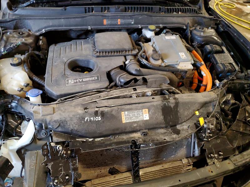 59899596 :رقم المزاد ، 3FA6P0LU7LR126435 vin ، 2020 Ford Fusion مزاد بيع