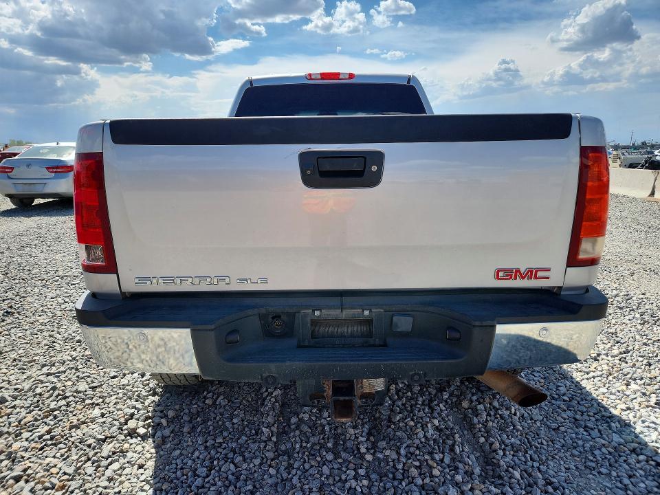 61765016 :رقم المزاد ، 1GT120CG0BF105421 vin ، 2011 Gmc Sierra مزاد بيع
